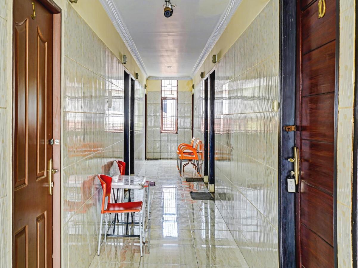 Oyo 90238 Hotel Nusantara Cirebon Kültér fotó